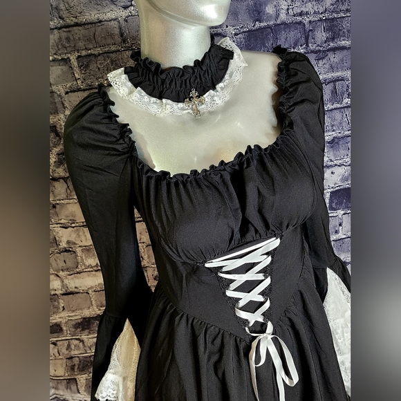 NWT! Cottage Witch Goth Lace Bell Sleeve Peasant Dress ~ by Dark In Love - Picture 5 of 12